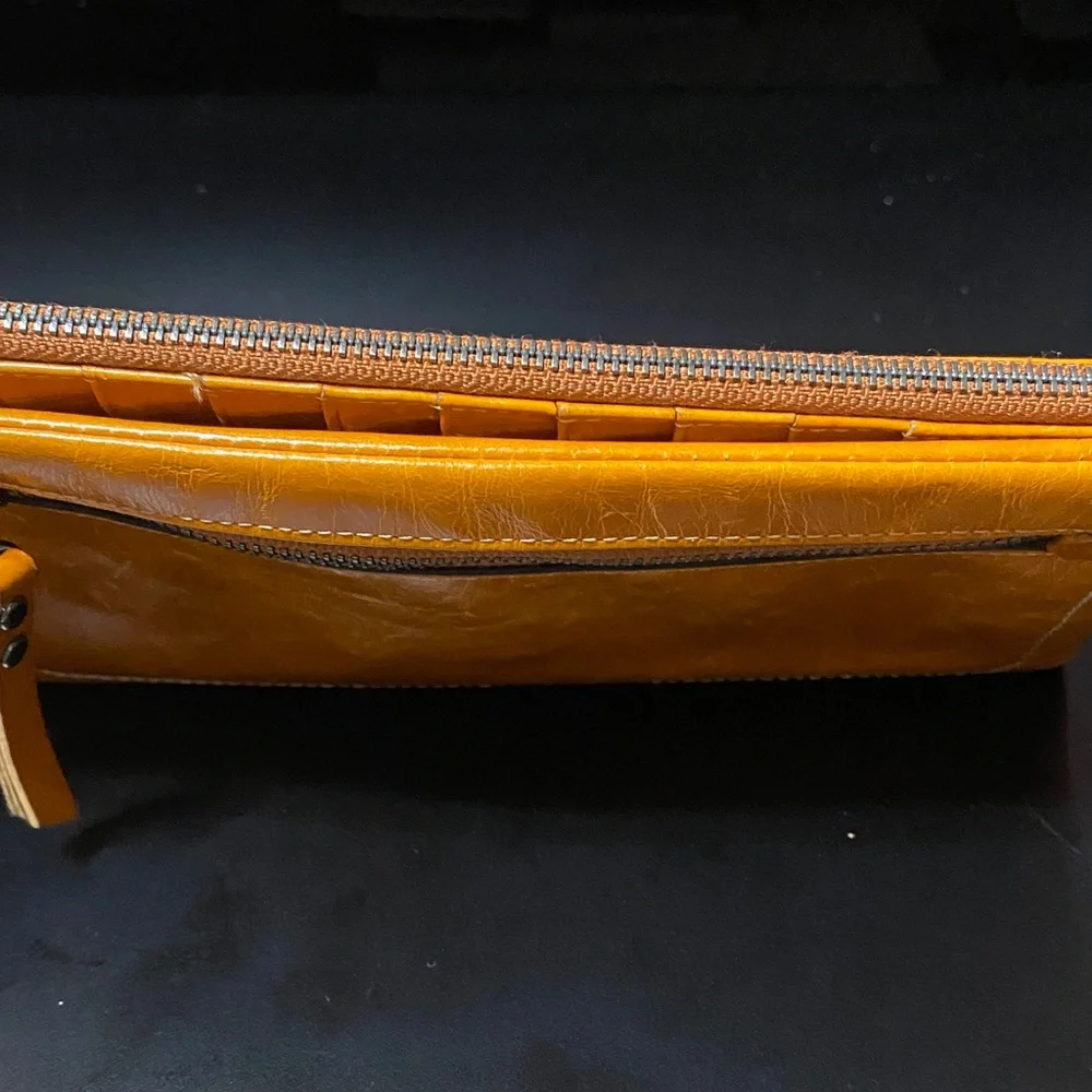 Vintage Leather Wristlet Wallet